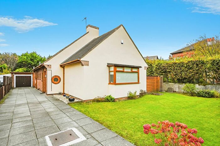 3 Bedroom Bungalow For Sale In Agnes Road, Blundellsands, Liverpool, L23