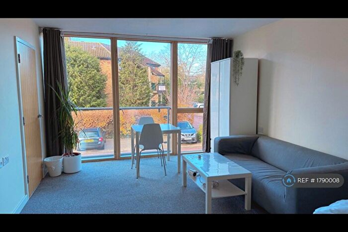 Studio To Rent In Anstey Way, Cambridge, CB2