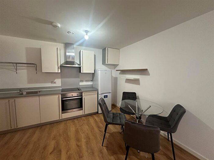 2 Bedroom Flat To Rent In Bengal Street, Manchester, M4