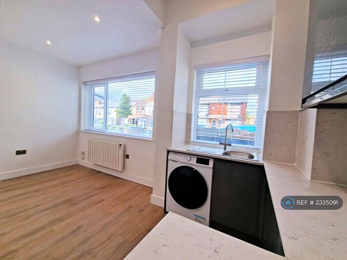 1 Bedroom Flat To Rent In Fordhouse Lane, Birmingham, B30