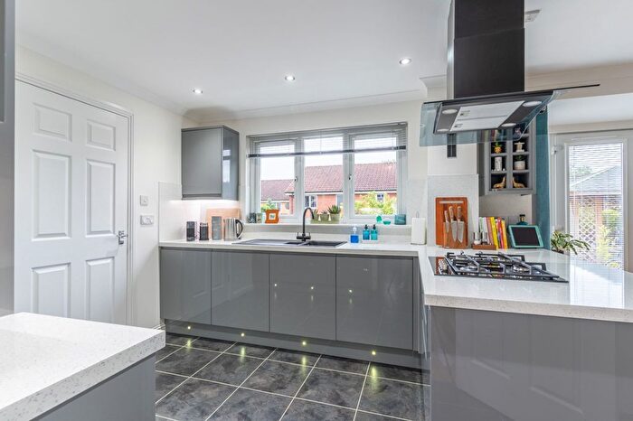 4 Bedroom Detached House For Sale In Peasehill Gait, Rosyth, KY11