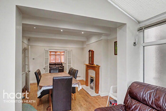 5 Bedroom Semi-Detached House For Sale In Georgia Road, Thornton Heath, CR7