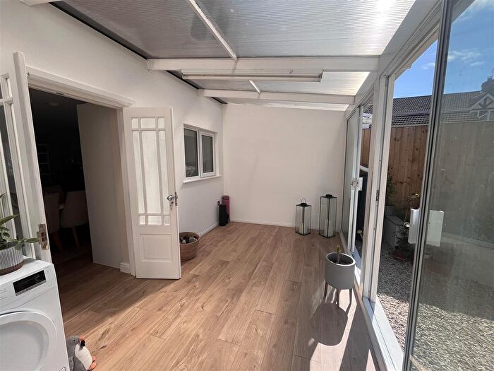 2 Bedroom Semi Detached House To Rent In Wydford Close, Sherborne, DT9