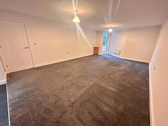 1 Bedroom Flat To Rent In Scholes Lane, St. Helens, WA10