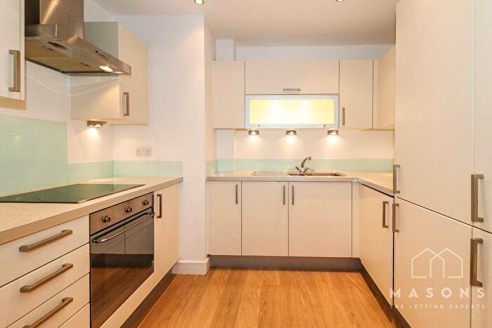 2 Bedroom Flat To Rent In Woolners Way, Stevenage, Hertfordshire, SG1