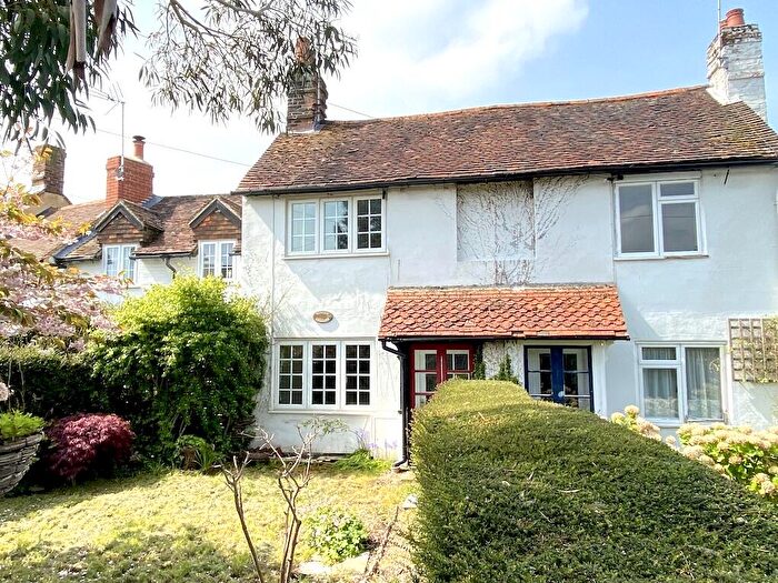 2 Bedroom Terraced House To Rent In Watlington Street, RG9