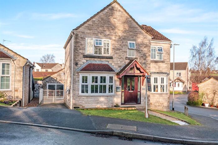 4 Bedroom Detached House For Sale In Lyndon Road, Bramham, Wetherby, LS23