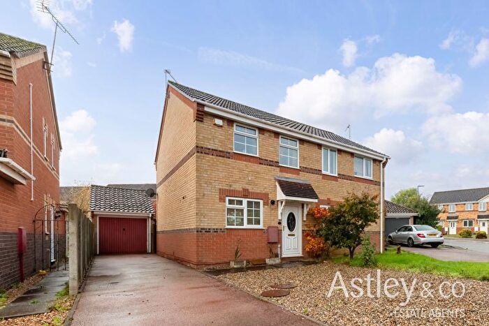 2 Bedroom Semi-detached House For Sale In Association Way, Dussindale, Norwich, NR7