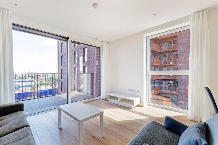 2 Bedroom Flat To Rent In Quay Walk, Wembley, HA0