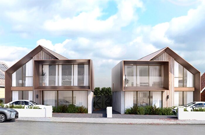 4 Bedroom Detached House For Sale In Southbourne Coast Road, Southbourne, Bournemouth, Dorset, BH6