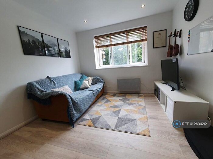 1 Bedroom Flat To Rent In Mavis Court, London, NW9