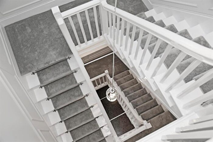 2 Bedroom Apartment To Rent In Apartment, New Square, Chesterfield, Derbyshire, S40