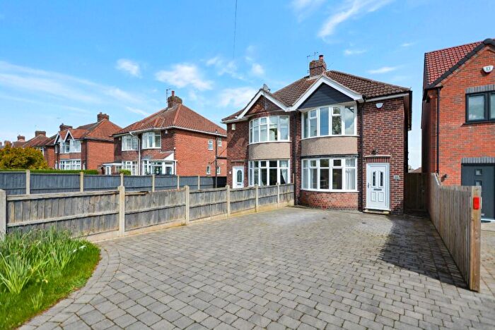 3 Bedroom Semi-Detached House To Rent In Annesley Road, Hucknall, Nottingham, NG15