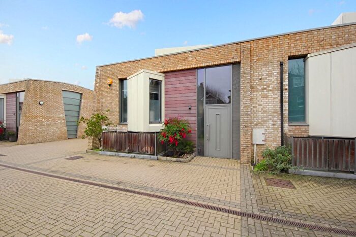 3 Bedroom End Terrace House For Sale In Halford Place, W7