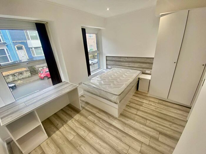 6 Bedroom Property To Rent In King Edwards Road, Brynmill, Swansea, SA1