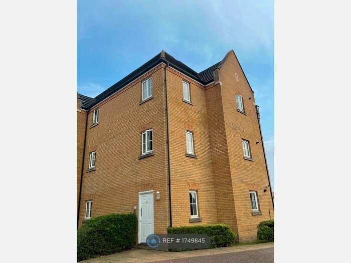 1 Bedroom Flat To Rent In Kemsley, Sittingbourne, ME10