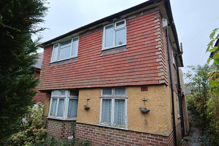 2 Bedroom Maisonette For Sale In Midanbury, Southampton, SO18