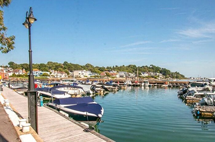 2 Bedroom Flat For Sale In Salterns Way, Lilliput, Poole, Dorset, BH14