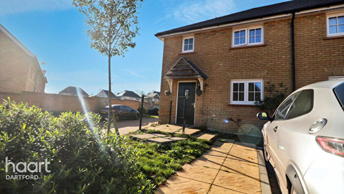 2 Bedroom Semi Detached House To Rent In Christabel Close, Swanscombe, DA10