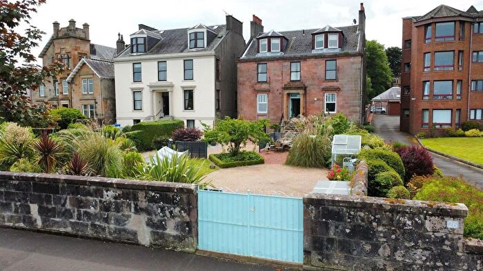 4 Bedroom Flat For Sale In Esplanade, Greenock, PA16