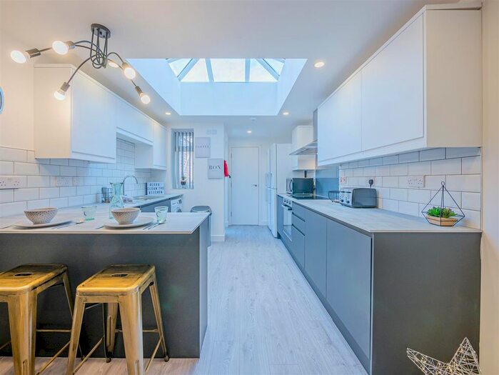 5 Bedroom Property To Rent In Winchester Street, Coventry, CV1