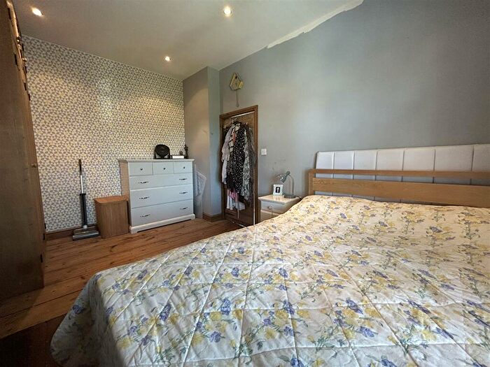 3 Bedroom Terraced House For Sale In Church Road, Belbroughton, DY9