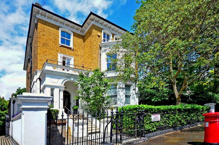 2 Bedroom Flat To Rent In Bolton Gardens, South Kensington, London, SW5