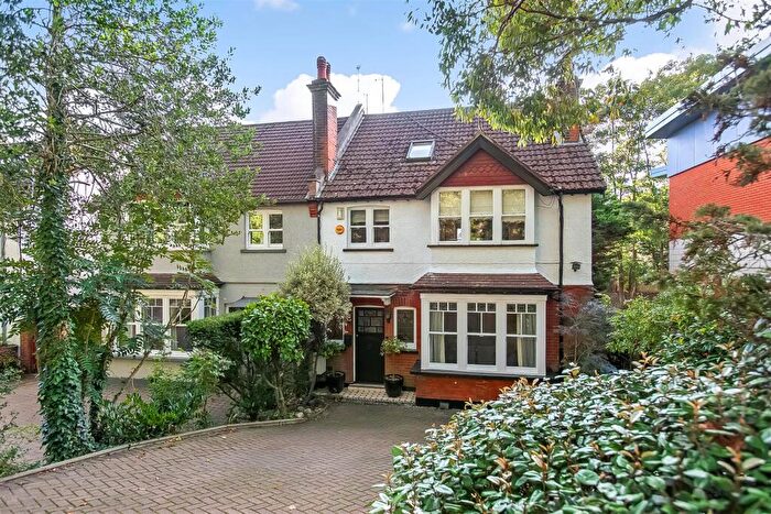 4 Bedroom Semi-Detached House For Sale In Godstone Road, Purley, CR8