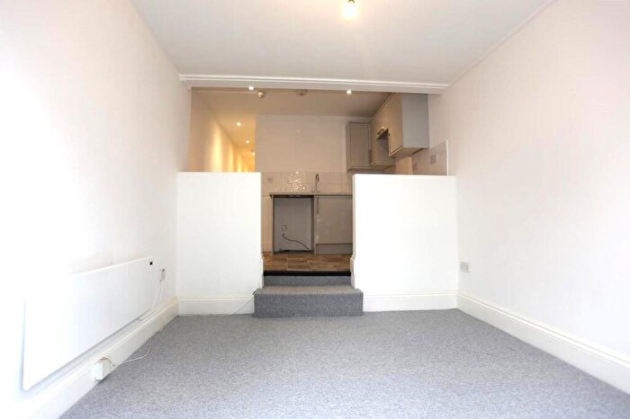 1 Bedroom Flat To Rent In Portland Road, Hove, BN3