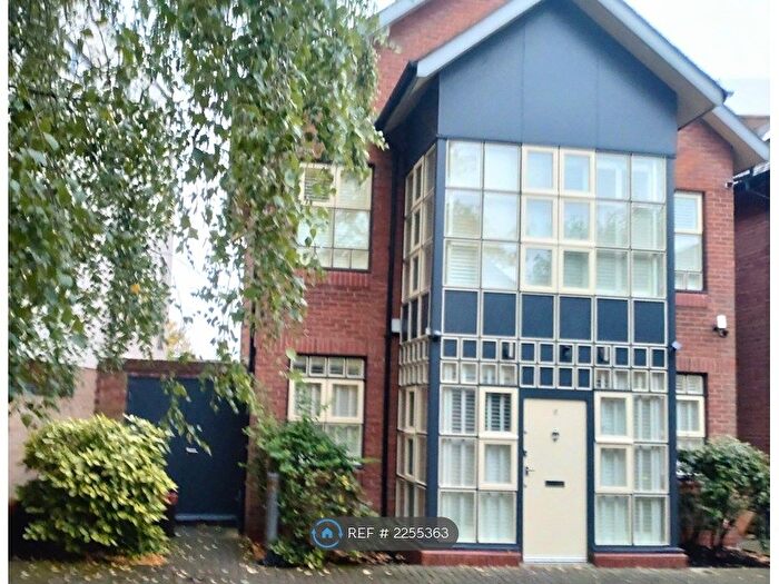 3 Bedroom Detached House To Rent In Wellington Court, Cambridge, CB1