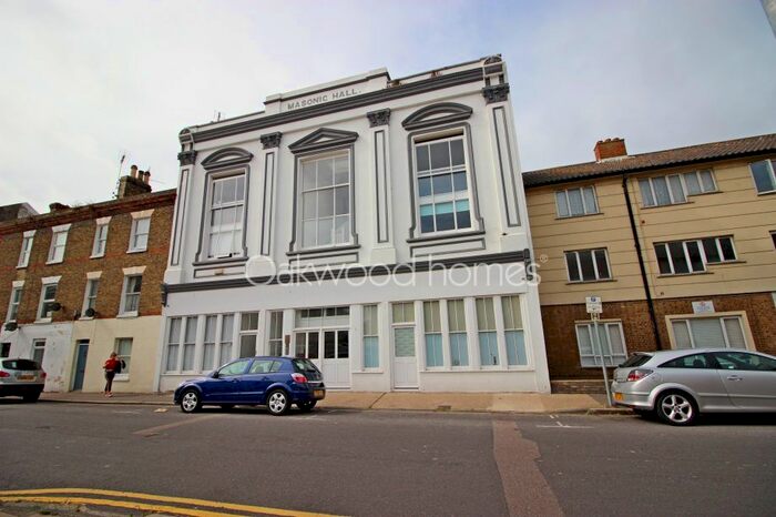2 Bedroom Flat To Rent In High Street, Margate CT9