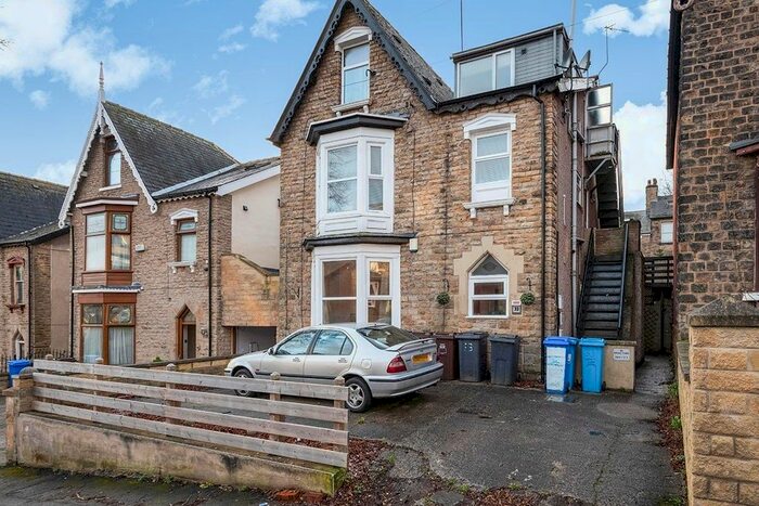 2 Bedroom Flat To Rent In Albany Road, Sheffield, South Yorkshire, S7