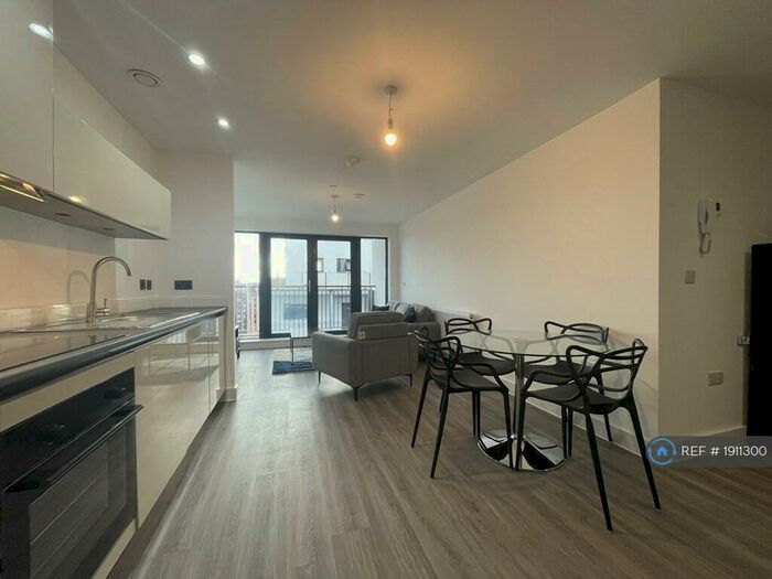 1 Bedroom Flat To Rent In Hurst Street, Liverpool, L1