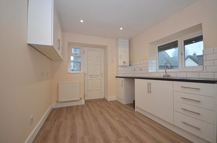 2 Bedroom Flat To Rent In High Street, Puddletown, Dorchester, DT2