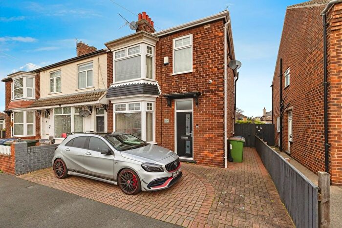 3 Bedroom Semi-Detached House For Sale In Brooksbank Avenue, Redcar, TS10