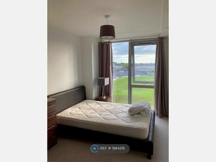 2 Bedroom Flat To Rent In Hammond Apartments, Bristol, BS7