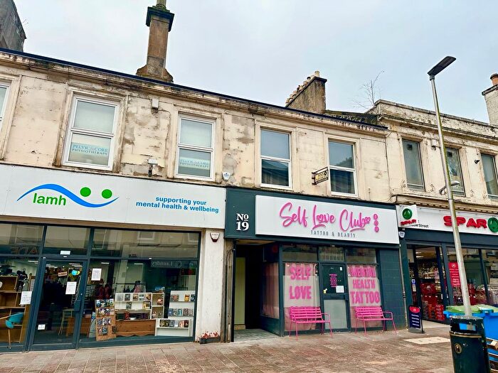 2 Bedroom Flat To Rent In Cadzow Street, Hamilton, ML3