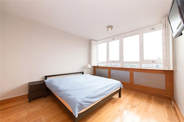 1 Bedroom Flat For Sale In Mount Pleasant, London, WC1X