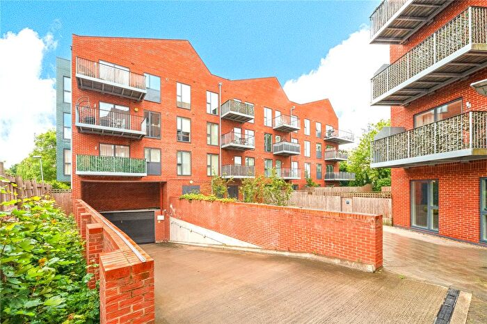 2 Bedroom Flat For Sale In Portage Place, West Drayton, UB7