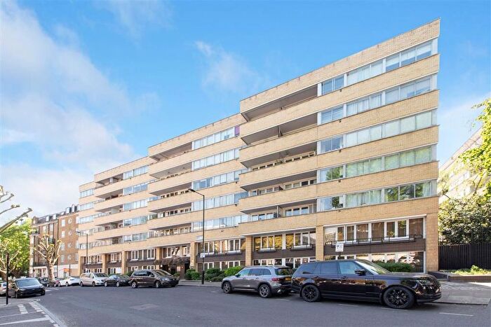 2 Bedroom Flat To Rent In Porchester Square, Porchester Square, W2
