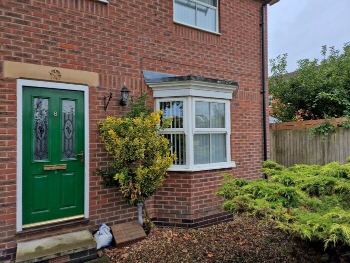 3 Bedroom Mews To Rent In Lockwood Drive, Beverley, HU17