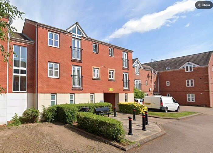 2 Bedroom Flat For Sale In Fulwell Close, Banbury, OX16