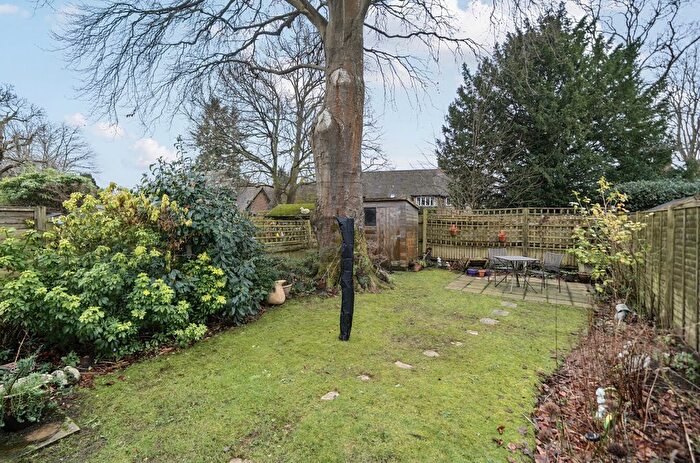 2 Bedroom Bungalow For Sale In Headley, Hampshire, GU35