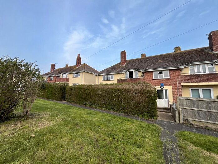 2 Bedroom Flat For Sale In Tollerdown Road, Weymouth, DT4