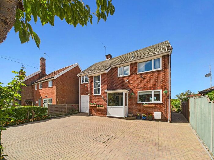 4 Bedroom Detached House For Sale In Station Road, Framlingham, IP13