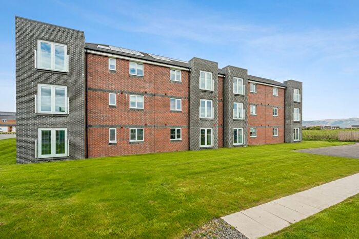 2 Bedroom Flat To Rent In Drummonds Crescent, Stirling, Stirlingshire, FK7