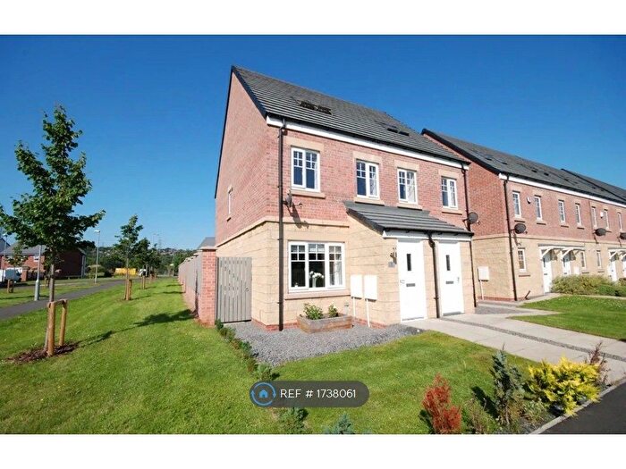 3 Bedroom End Of Terrace House To Rent In Klondyke Walk, Blaydon-On-Tyne, NE21
