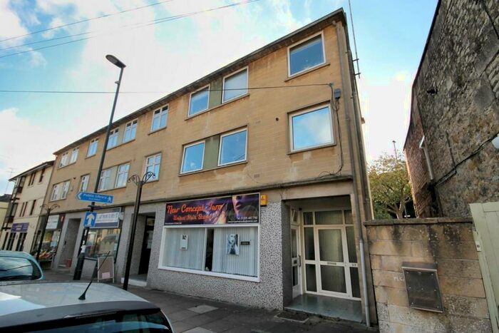 4 Bedroom House To Rent In High Street, BA1