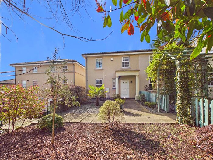 3 Bedroom Semi Detached House For Sale In Limegate Mews, Littleover, DE23