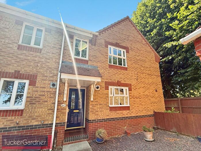 2 Bedroom Semi Detached House To Rent In Morton Close, Ely, CB7